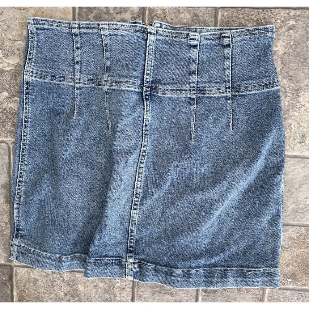 Free‎ People We the Free Virgo Mini Skirt Denim Jean 29 Zip Front Medium Wash